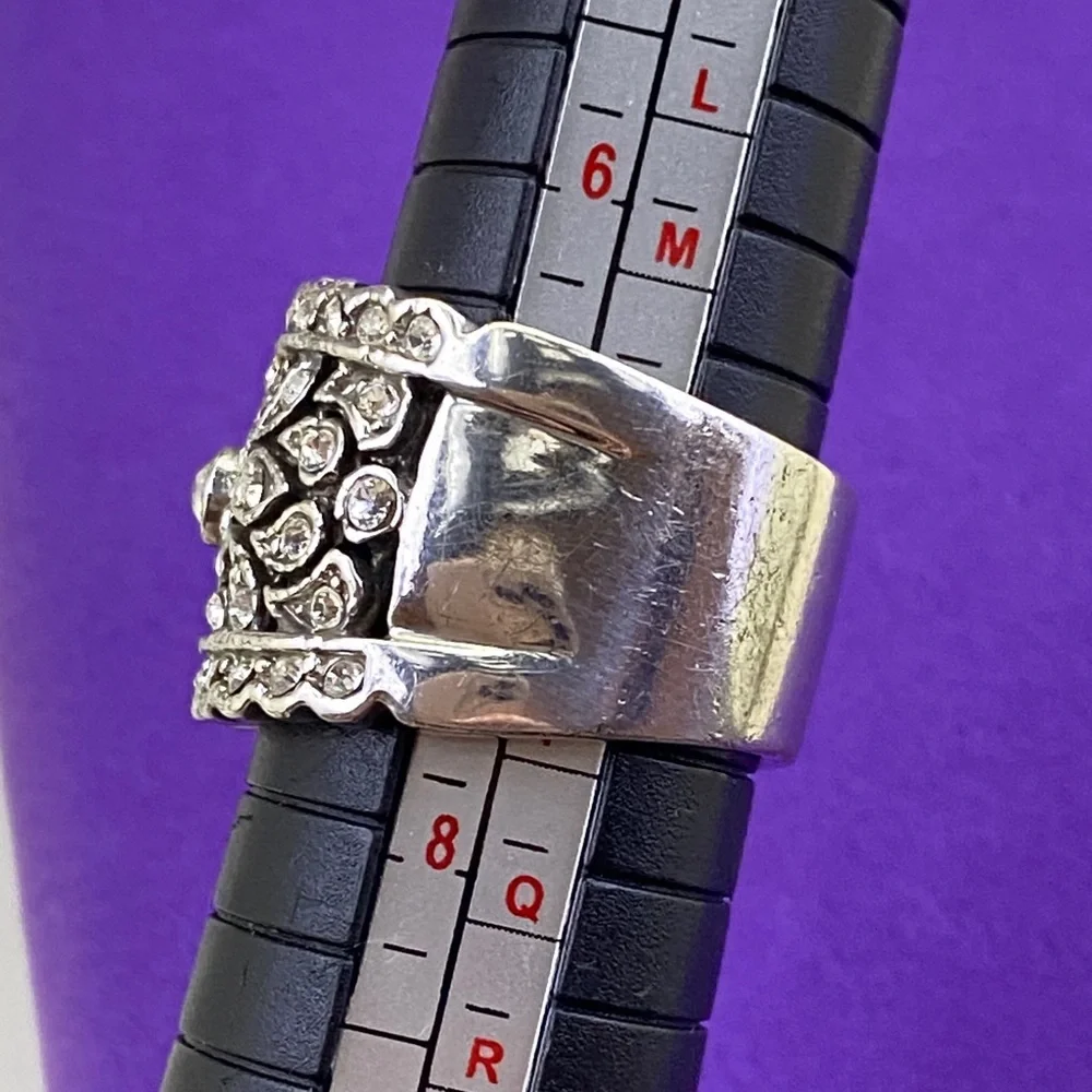 💛 Vintage Silver Statement Ring | Filigree Crystal Band | Bold Boho Glam Jewelry - Picture 4 of 7